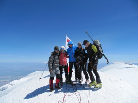 Hiking Moun Ararat
